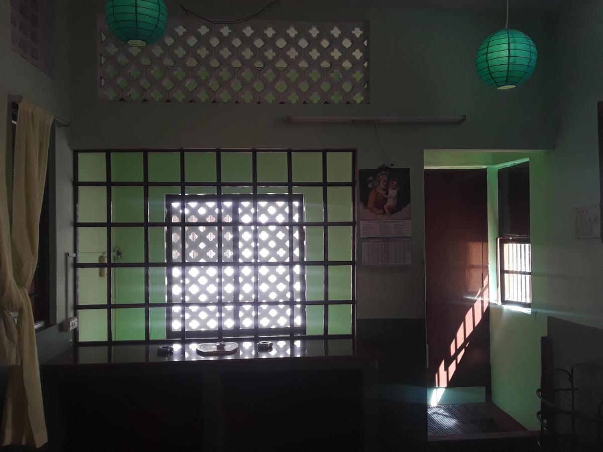 Elisa Home Stay Villa Pondicherry Bagian luar foto